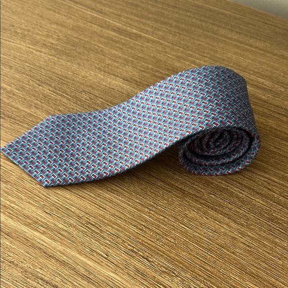 Gucci Blue and Red Geometric Pattern Tie - Picture 1 of 3